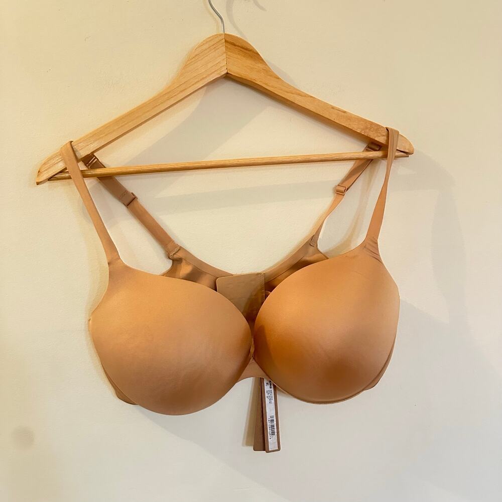 SKIMS Utimate Push-up Plunge bra sz 38D tan bra Clay SKIMS Bra